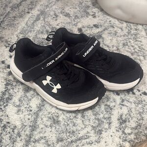 Under Armour Kids Black and White Sneakers